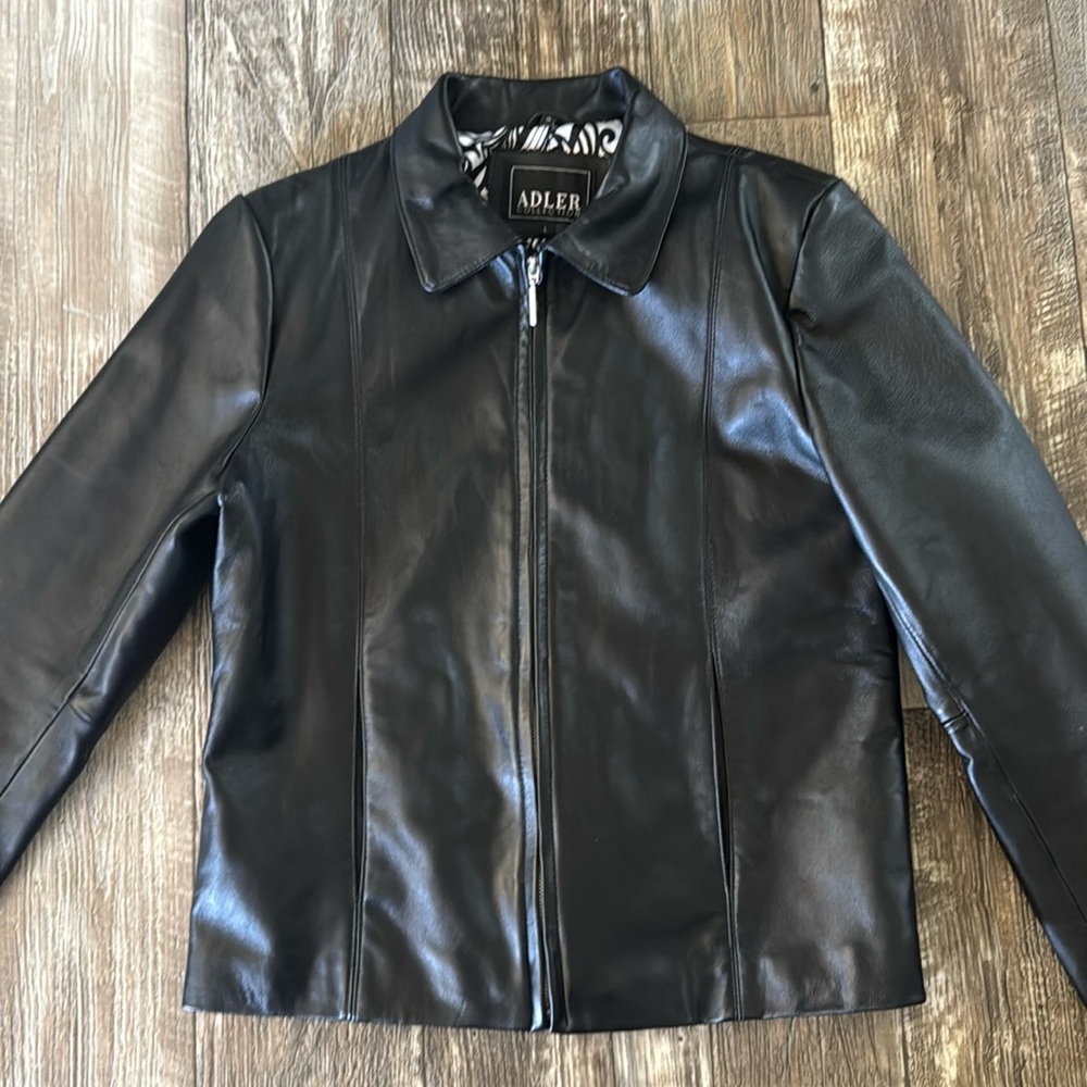 ADLER COLLECTION WOMEN BEAUTIFUL LEATHER JACKETS, LARGE